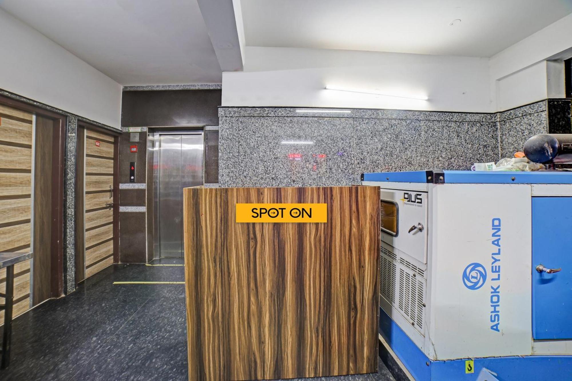 Spot On 81164 San International Hotel Bangalore Exterior photo